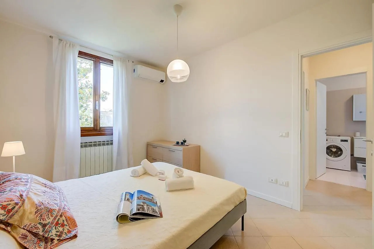 Apartment Casa Lia - Happy Rentals Desenzano del Garda
